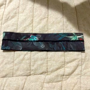 Lululemon headband